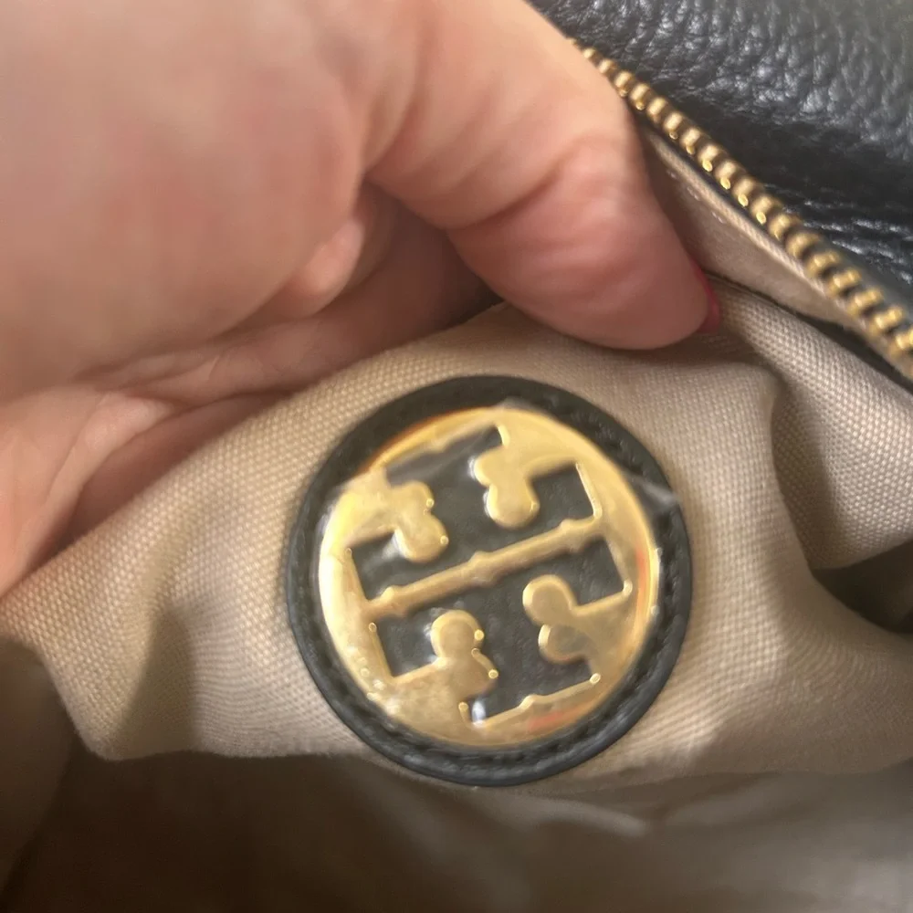 Tory Burch Amanda Satchel Purse Black Leather Handbag with Gold Accents - Picture 10 of 10